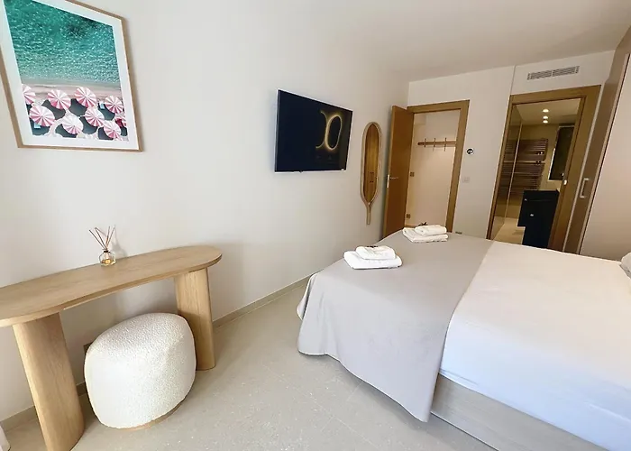 Gray D'albion 2bdr Flat 5 Min From Palais, On Croisette - Olam Daire Cannes