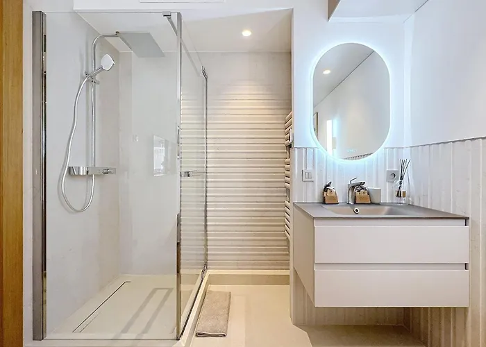 Gray D'albion 2bdr Flat 5 Min From Palais, On Croisette - Olam *