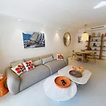 Gray D'albion 2bdr Flat 5 Min From Palais, On Croisette - Olam Apartament *
